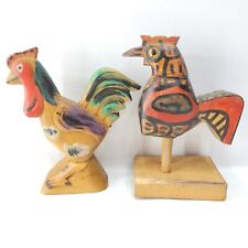 Galo pintado à mão de madeira 7" galo galinha arte popular decoração primitiva lote de 2 comprar usado  Enviando para Brazil