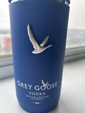 Capa protetora de garrafa de vodca Grey Goose refrigerador isolado azul 1 litro, usado comprar usado  Enviando para Brazil