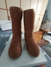 Ugg classic tall usato  Zeccone