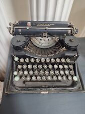 Machine écrire portative d'occasion  Loué
