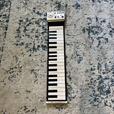 Rollo de mano piano 37k solo para piezas y aprender a tocar teclado manual y cd segunda mano  Embacar hacia Argentina