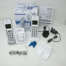 Telefone sem fio Panasonic KX-TGD532W com máquina de resposta - 2 aparelhos - caixa aberta comprar usado  Enviando para Brazil