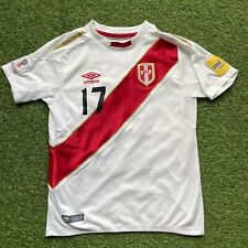 Camiseta deportiva Perú Selección Perú 2018 Copa Mundial Umbro niños 12 Niño #17 Luis Advincula segunda mano  Embacar hacia Argentina