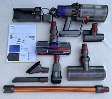 Dyson clyclone v10 for sale  STOCKPORT