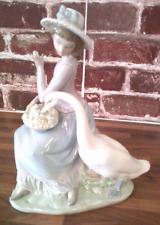 Lladro porcelain lady for sale  Shipping to Ireland