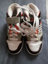 PAIR OF HEELYS, UK SIZE 4 IN EXCELLENT, HARDLY-WORN CONDITION for sale  Shipping to South Africa