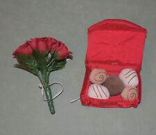 Build a Bear CAJA DE CHOCOLATES Y BOUQUET WRISTIE flores rosas dulces de San Valentín segunda mano  Embacar hacia Argentina