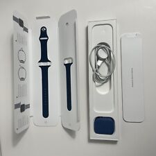 Apple Watch Series 7 45 mm estuche azul aluminio con banda deportiva azul abismo caja abierta segunda mano  Embacar hacia Argentina