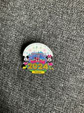 PIN DISNEY DISNEYLAND MICKEY AND MINNIE 2024, usado segunda mano  Embacar hacia Argentina