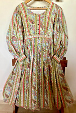 Robe ancienne réplique d'occasion  Puy-l'Évêque