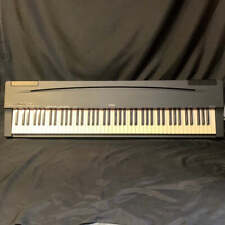 Piano eléctrico usado Yamaha P70 con bolsa y soporte 021824 segunda mano  Embacar hacia Argentina