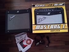 Amplificador de guitarra Fender Mustang I com cabos e CD, ÓTIMO ESTADO comprar usado  Enviando para Brazil