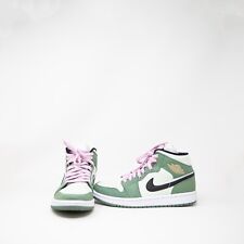 Nike women air for sale  Chicago