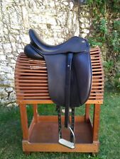 Selle dressage noire d'occasion  Pleumartin