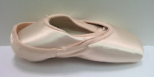 Suffolk pointe shoe d'occasion  Expédié en Belgium