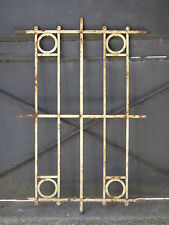 104 X 68 cm - Ancienne grille de défense de fenêtre, début XXème, fer forgé, occasion d'occasion  Montgeron