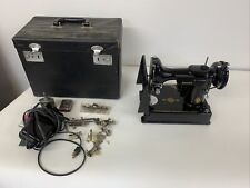 Máquina de coser vintage peso pluma Singer modelo 221-1 con muchos accesorios estuche segunda mano  Embacar hacia Argentina