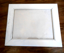 Marco de cuadro pintado de blanco usado pino sólido 15 X 18" exterior. Inside 11 X 14" segunda mano  Embacar hacia Argentina