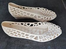 Chaussures plage blanches d'occasion  France