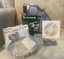 Cámara digital FujiFilm FinePix S3000 con accesorios y caja + manual segunda mano  Embacar hacia Mexico