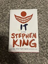 It: A Novel por Stephen King - Capa dura (2017) comprar usado  Enviando para Brazil