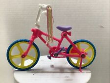 Bicicleta de dos ruedas Barbie rosa/amarilla con borlas - vintage Mattel 1993 - L@@K segunda mano  Embacar hacia Argentina