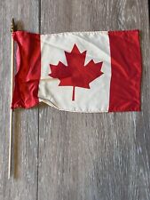 Bandeira Canadá 6" x 8" mesa bastão poliéster vintage canadense (bordas costuradas) D3, usado comprar usado  Enviando para Brazil