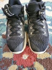 Nike Air.  Zapatos de baloncesto LeBron James negros talla 9, usado segunda mano  Embacar hacia Argentina
