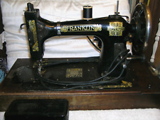 Máquina de coser portátil Franklin en estuche de madera/accesorios antigua década de 1930 segunda mano  Embacar hacia Argentina