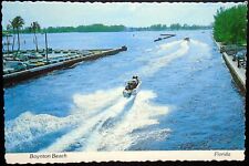 Motorboat on the Intercoastal Waterway, Boynton Beach, Florida segunda mano  Embacar hacia Argentina