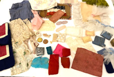 Lote de mantas, almohadas y accesorios vintage en miniatura para casa de muñecas segunda mano  Embacar hacia Argentina