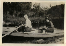 Vintage old photo-snapshot-boat rowboat couple rower rowing mode-boat d'occasion  Expédié en Belgium
