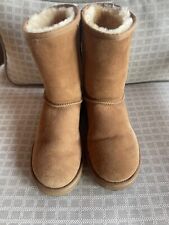 Original Classic UGGs Women’s Short Boots Size 7 for sale  Shipping to South Africa