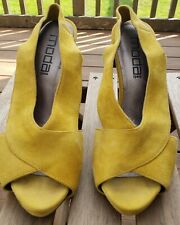 Tacones de aguja para mujer Moda Spana amarillo oscuro mostaza punta peeptoe talla 6,5 medianos segunda mano  Embacar hacia Mexico