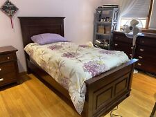 Twin bedroom set for sale  Lodi