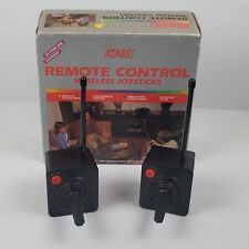 Joysticks inalámbricos de control remoto Atari vintage 1983 par de 2 con caja original segunda mano  Embacar hacia Argentina