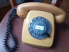 Stary telefon vintage retro telefon telefon telefon biuro wystrój domu telefon.  na sprzedaż  PL