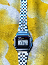 Reloj de pulsera de cuarzo usado para mujer Casio 593 LA6-30W está funcionando segunda mano  Embacar hacia Argentina