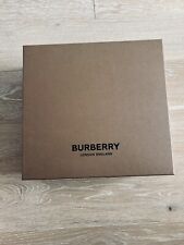 Burberry karton schachtel gebraucht kaufen  Garbsen- Heitlingen,Osterwald,Schloß R.