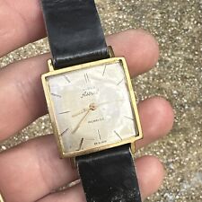 Ancienne vintage montre d'occasion  Montereau-Fault-Yonne