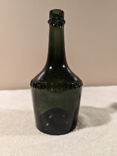 Botella de vino de licor verde esmeralda benedictina vintage herradura con cruz segunda mano  Embacar hacia Argentina