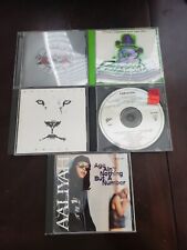 Lote de 5 CDs Leão Branco Estojo Quebrado Armas Venenosas Rosas Corpo de Bombeiros CD Apenas Aaliyah comprar usado  Enviando para Brazil