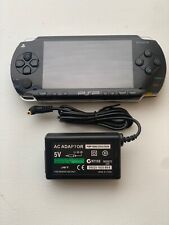 Sony PSP 1000 negro + cargador buen estado fabricante de equipos originales importación de Japón, usado segunda mano  Embacar hacia Argentina