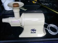 Champion Juicer 2000 Model G5-NG-853S And Manual for sale  Shipping to South Africa