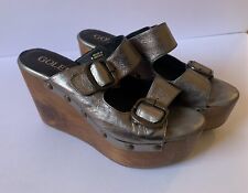 Sandalias de cuña de cuero gris peltre metálico plataforma hebilla Goler para mujer 9,5 segunda mano  Embacar hacia Argentina