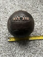 "Balones de fútbol antiguos de cuero inglés de 6" segunda mano  Embacar hacia Argentina