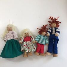 Casa de bonecas de madeira família crianças irmã mais velha irmãozinha lote de 4 posáveis, usado comprar usado  Enviando para Brazil