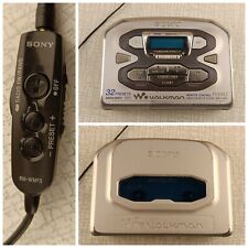 Sony Walkman WM-FX493 reprodutor de fita cassete pessoal - rádio AM FM - controle remoto inc comprar usado  Enviando para Brazil