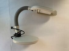 Lámpara de escritorio con luminaria portátil blanca gris 120V 60Hz brazo flexible con luz blanca segunda mano  Embacar hacia Argentina