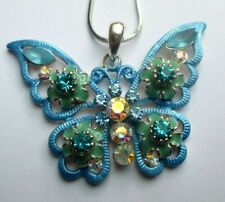 Pendentif papillon chaine d'occasion  Perros-Guirec